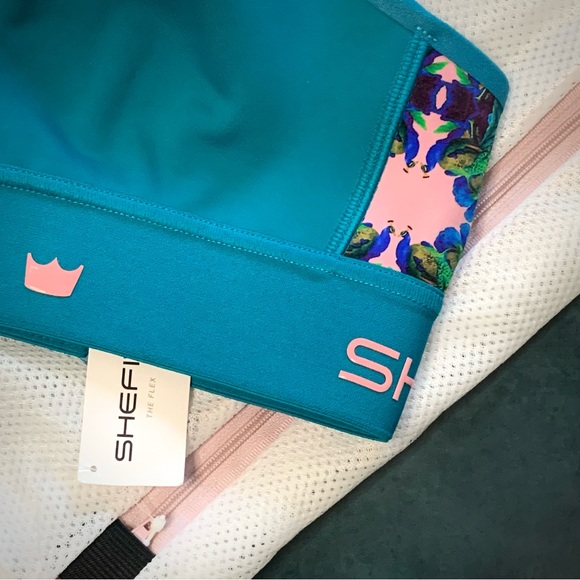 SheFit - THE FLEX Adjustable Sports Bra, Small - NWT - Picture 6 of 8